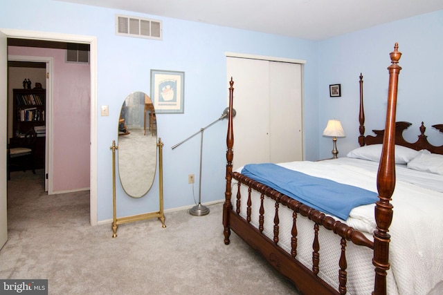 36 Covington Dr, Sicklerville, NJ 08081 - bedroom with carpet floors and a closet