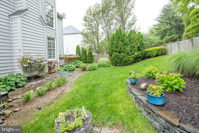 32 Eagleton Farm Rd, Newtown, PA 18940 - view of yard