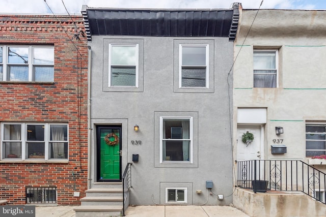 939 Sigel St, Philadelphia, PA 19148 - multi unit property with brick siding and stucco siding