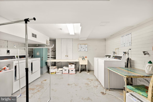 1801 Park Rd NW Unit 2, Washington, DC 20010 - communal laundry room featuring washing machine and clothes dryer