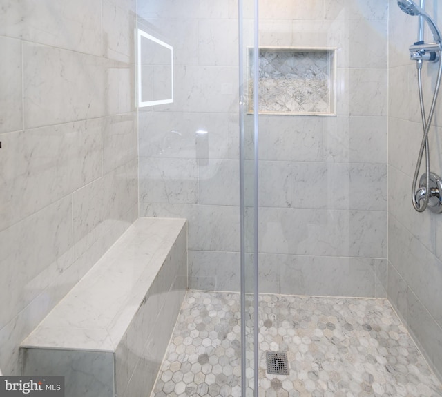 22 Thaxton Ct, Stafford, VA 22556 - bathroom featuring tiled shower