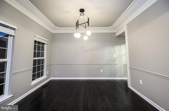 22 Thaxton Ct, Stafford, VA 22556 - unfurnished dining area featuring wood finished floors, crown molding, baseboards, and a chandelier