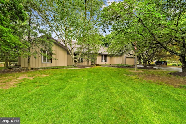 432 Browning Ln, Cherry Hill, NJ 08003 - view of grassy yard