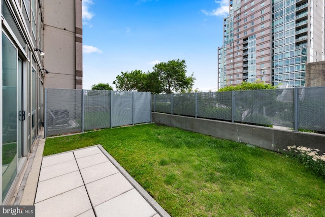 901 N Penn St Unit R305, Philadelphia, PA 19123 - view of yard