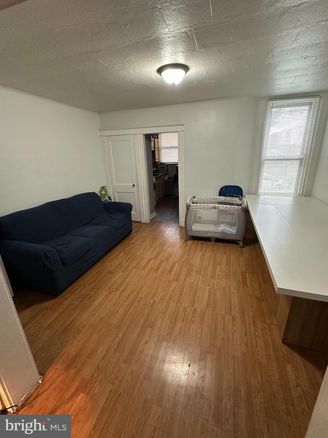 7420 Torresdale Ave, Philadelphia, PA 19136 - living area with wood finished floors