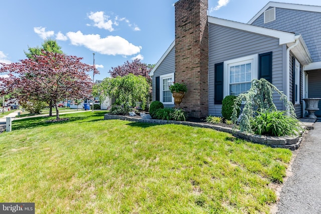 3 Canterbury Pl, Southampton, NJ 08088 - view of side of property featuring a yard and a chimney