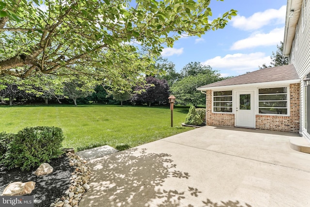 2 Raven Dr, Chadds Ford, PA 19317 - view of green lawn with a patio