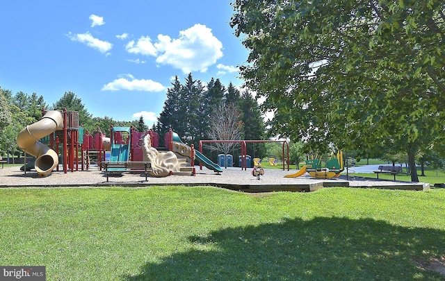 9630 Beman Woods Way, Potomac, MD 20854 - community play area with a yard