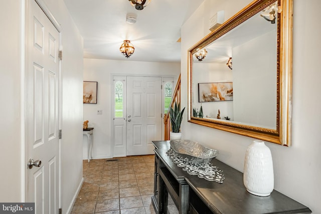 174 Greentree Dr, Bangor, PA 18013 - foyer entrance with baseboards