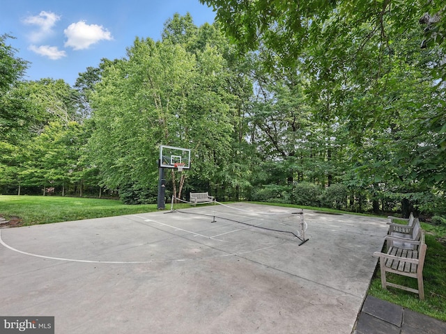 2555 Vale Ridge Ct, Oakton, VA 22124 - view of sport court featuring basketball hoop and a lawn