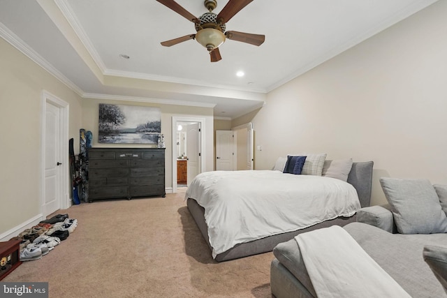 2555 Vale Ridge Ct, Oakton, VA 22124 - bedroom featuring light carpet, ornamental molding, ceiling fan, baseboards, and ensuite bath