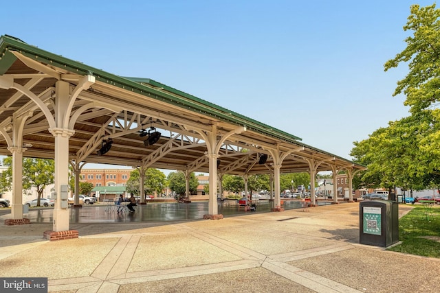 9509 Lincoln Ave, Manassas, VA 20110 - view of community