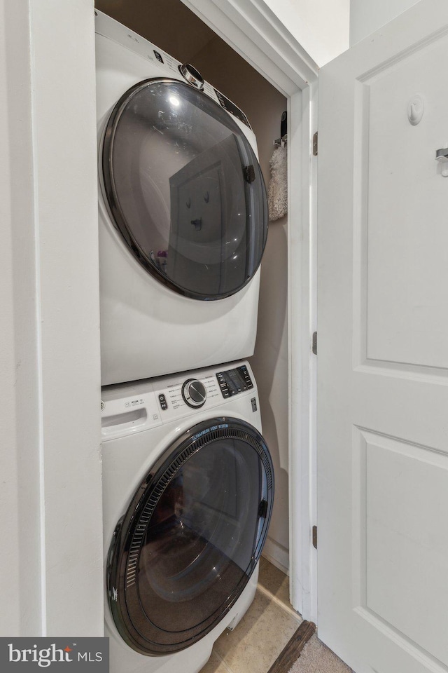 2510 Crimson Fox Dr, Hyattsville, MD 20782 - washroom with estacked washer and dryer