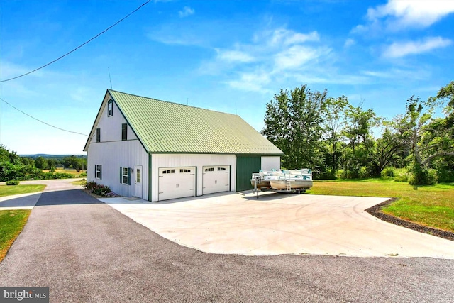 1150 S Mountain Rd, Dillsburg, PA 17019 - view of detached garage