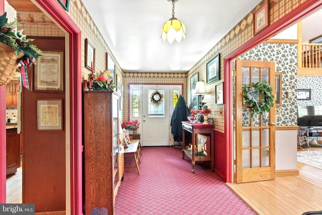 1150 S Mountain Rd, Dillsburg, PA 17019 - carpeted entryway featuring wallpapered walls