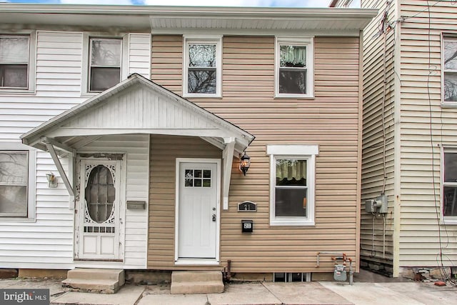 21 Girard Ave, Middletown, PA 17057 - view of property entrance