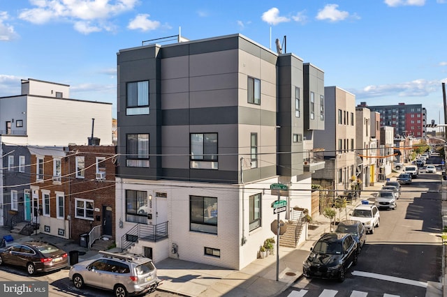 2557 Tulip St, Philadelphia, PA 19125 - view of building exterior featuring a view of city