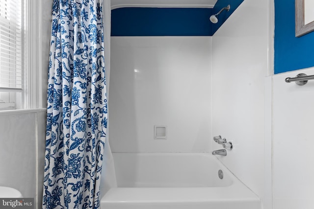 812 E Haverford Rd, Bryn Mawr, PA 19010 - bathroom featuring shower / bath combo and toilet