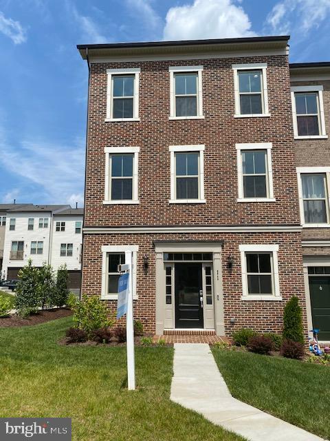 11 Blue Jay Way, Clarksburg, MD 20871 - multi unit property with brick siding and a front yard