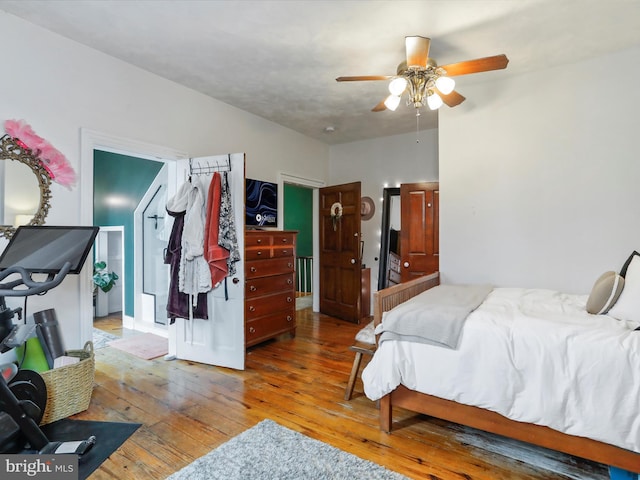 25 E Potomac St, Williamsport, MD 21795 - bedroom featuring wood-type flooring and a ceiling fan