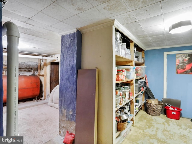 25 E Potomac St, Williamsport, MD 21795 - storage area with oil tank