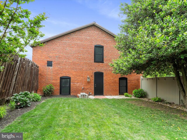 25 E Potomac St, Williamsport, MD 21795 - back of house with brick siding