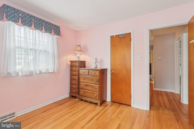 140 Ardmore Ave, Haddonfield, NJ 08033 - bedroom featuring light wood-style flooring and baseboards
