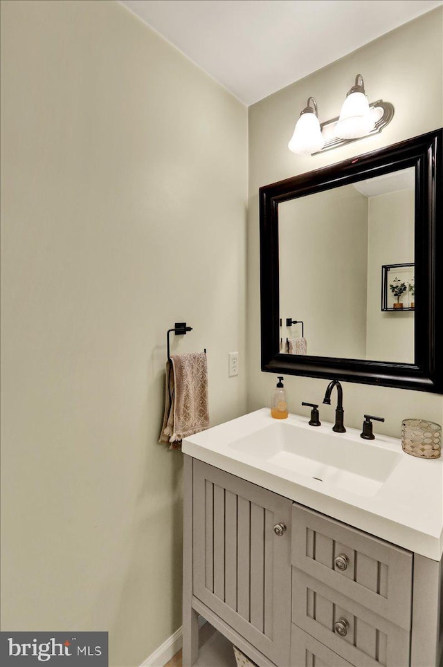 159 Waterford Ln, Reading, PA 19606 - bathroom with baseboards and vanity