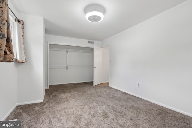 7 Breckenridge Dr, Sicklerville, NJ 08081 - unfurnished bedroom with carpet, baseboards, and a closet