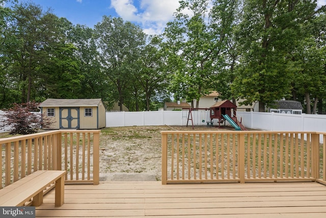 7 Breckenridge Dr, Sicklerville, NJ 08081 - wooden deck featuring a fenced backyard and a playground