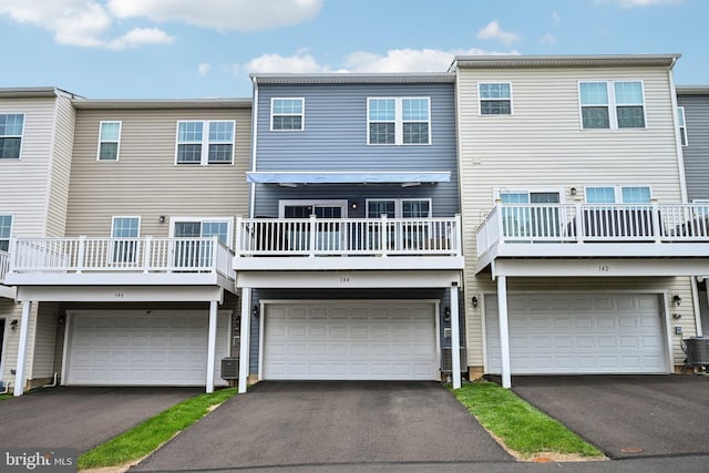 144 Bishop Way, Dublin, PA 18917 - view of front of property with an attached garage and driveway