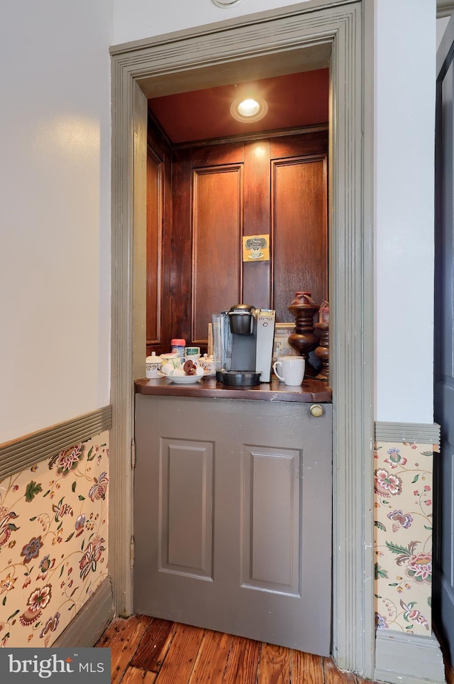 342 N Newberry St, York, PA 17401 - bar area featuring wood finished floors