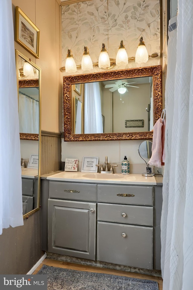 342 N Newberry St, York, PA 17401 - full bath with vanity and ceiling fan