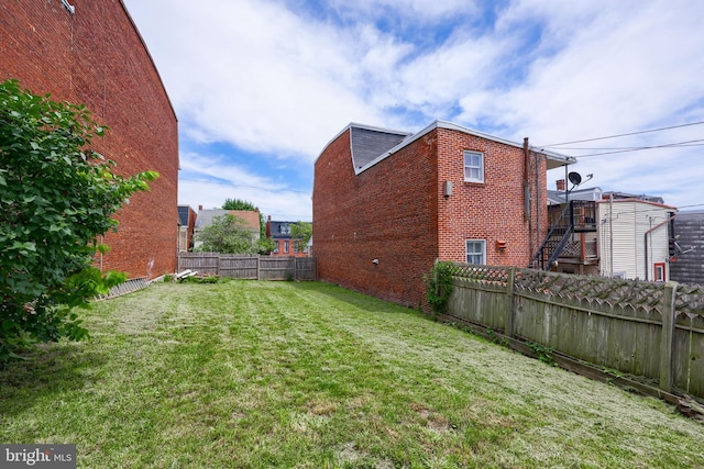 342 N Newberry St, York, PA 17401 - view of yard