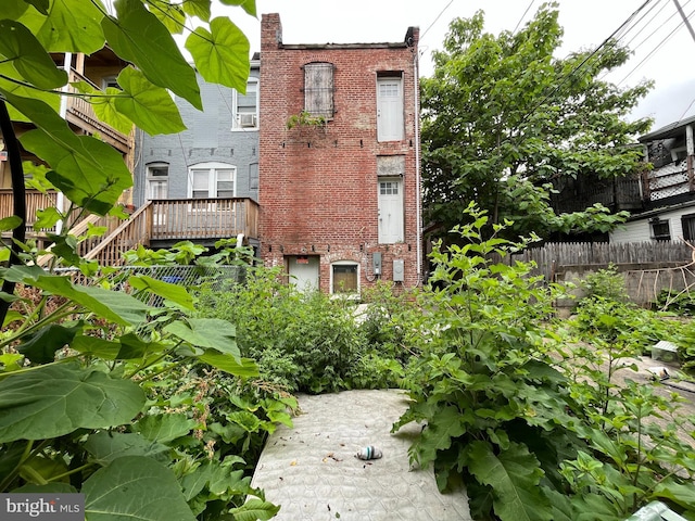 623 N Luzerne Ave, Baltimore, MD 21205 - rear view of property with brick siding
