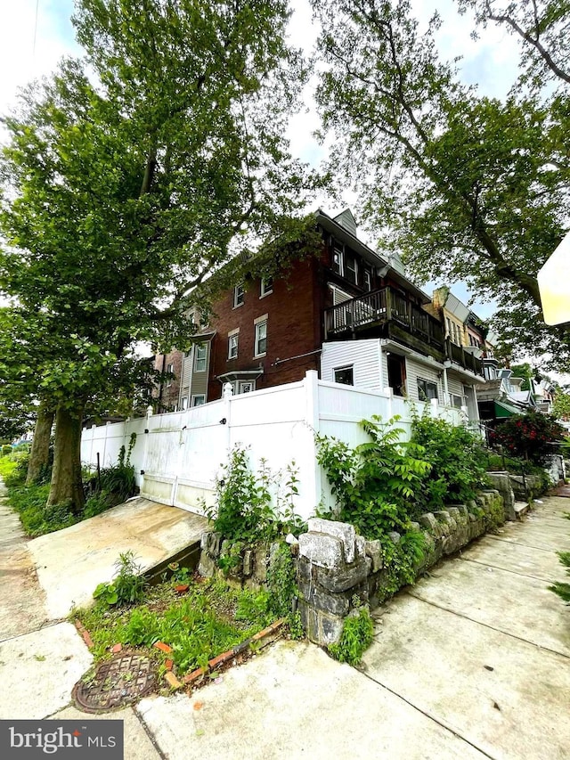 3647 N 19th St, Philadelphia, PA 19140 - view of side of property