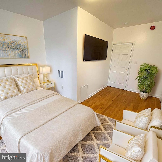 3647 N 19th St, Philadelphia, PA 19140 - bedroom featuring wood finished floors and baseboards