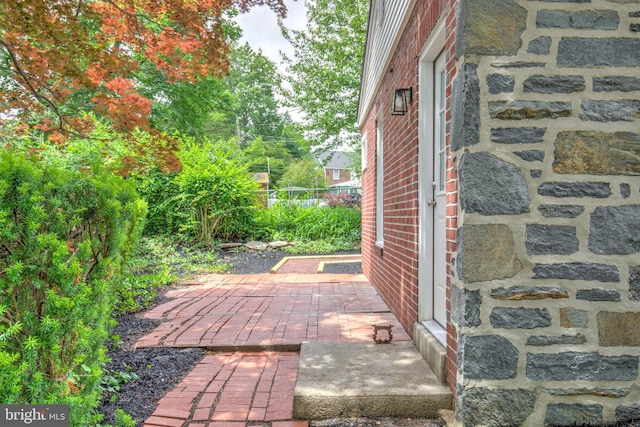 515 Devon Rd, Havertown, PA 19083 - view of patio