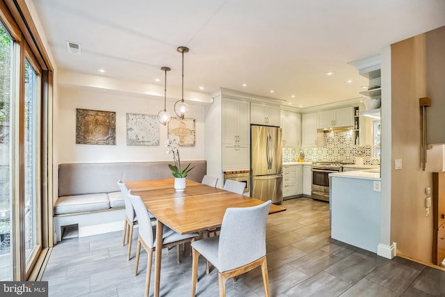 510 Pine St, Philadelphia, PA 19106 - dining space with recessed lighting