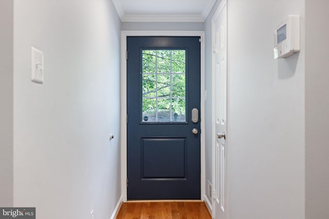 6600 Rockleigh Way, Alexandria, VA 22315 - entryway featuring light wood-style flooring, baseboards, and crown molding