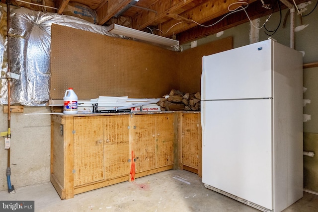 6600 Rockleigh Way, Alexandria, VA 22315 - below grade area featuring freestanding refrigerator