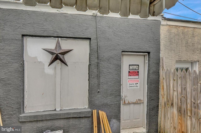 918 Spring St, Reading, PA 19604 - exterior view of stucco siding