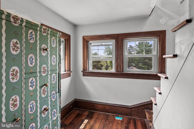 101 Warren Ave, Sewell, NJ 08080 - bathroom featuring hardwood / wood-style floors and baseboards