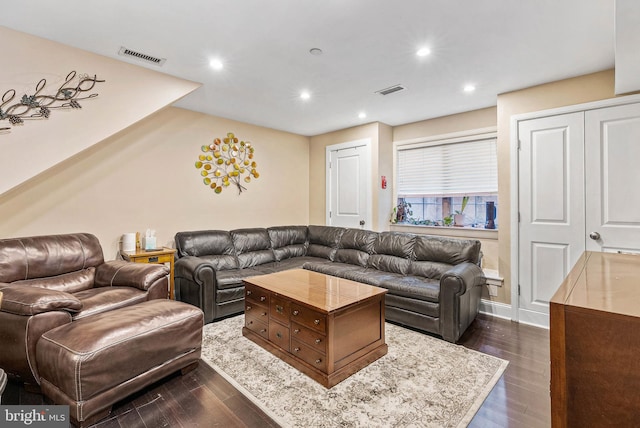 1522 Race St Unit 1, Philadelphia, PA 19102 - living room with dark wood-style floors, recessed lighting, and baseboards