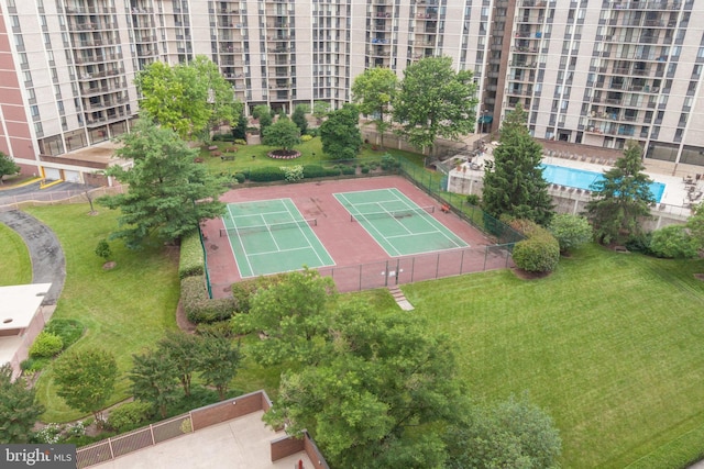 6800 Fleetwood Rd Unit 1219, Mclean, VA 22101 - drone / aerial view of a pool area