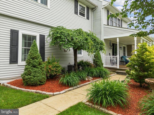 209 Burlington Ave, Voorhees, NJ 08043 - view of side of home with a porch