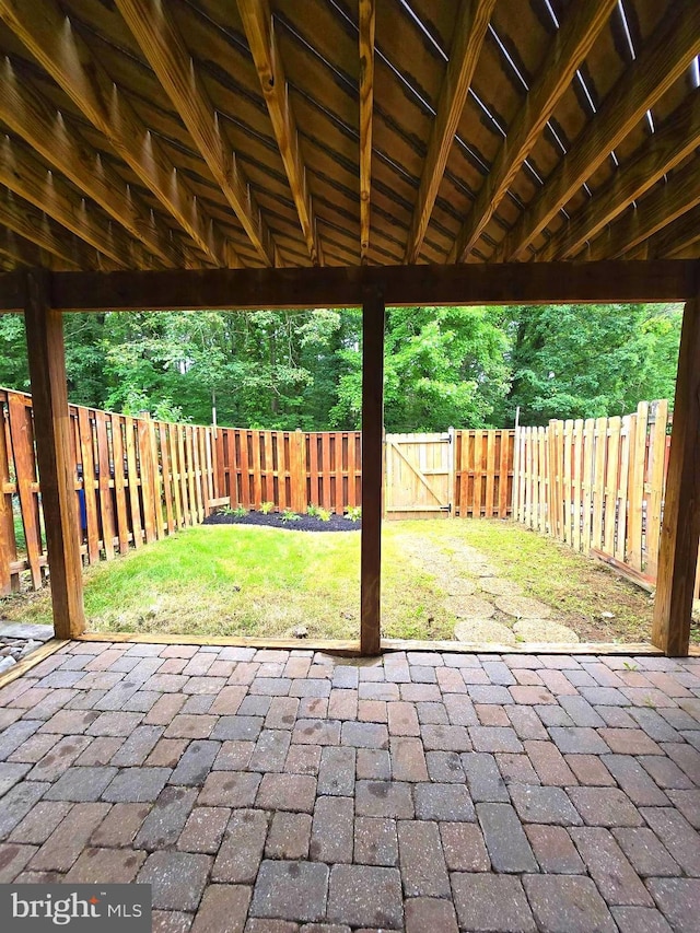 7657 Sheffield Village Ln, Lorton, VA 22079 - view of patio