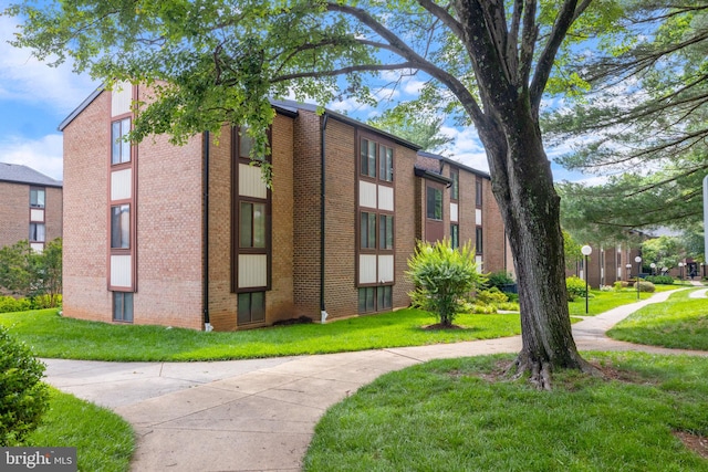 9731 Kings Crown Ct Unit 201, Fairfax, VA 22031