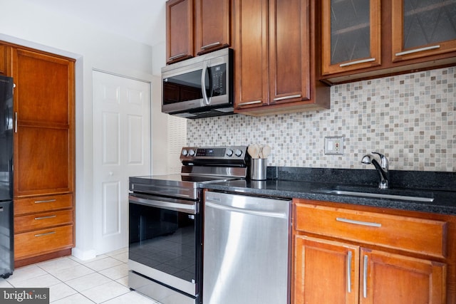 9731 Kings Crown Ct Unit 201, Fairfax, VA 22031