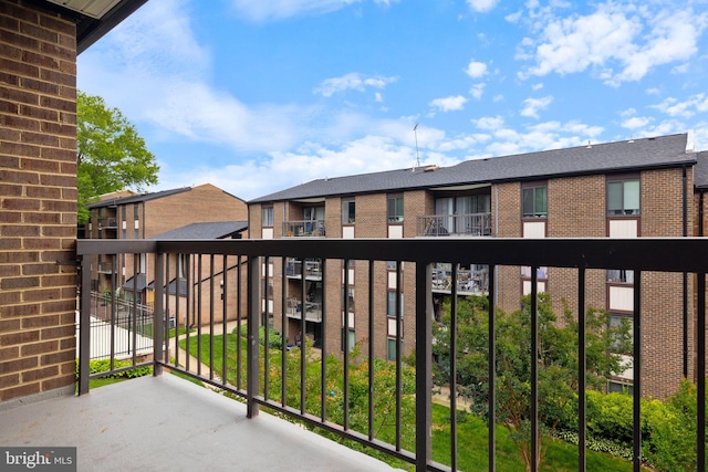 9731 Kings Crown Ct Unit 201, Fairfax, VA 22031